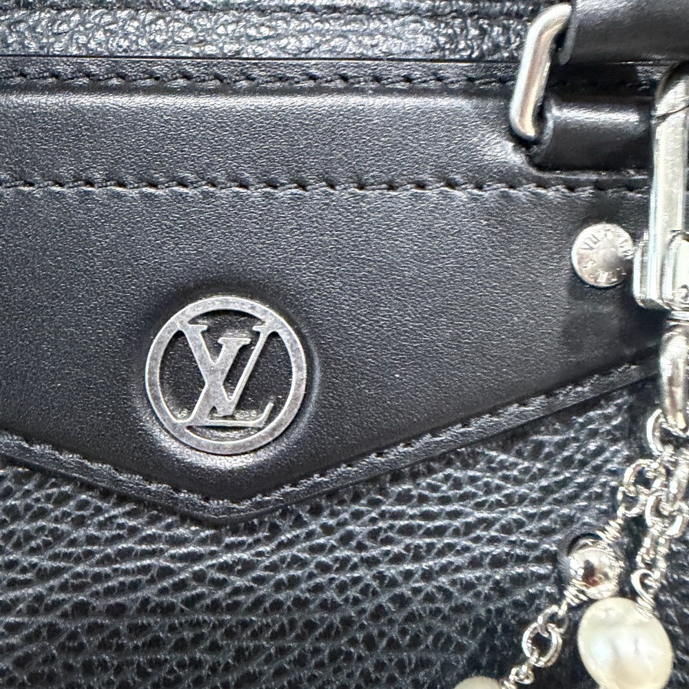 Louis Vuitton Biker Bag PM with chain - Picture 4 of 17